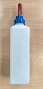 Бутылка для выпойки телят с ручкой 3л "YUYAO YUHAI" арт.12300 1/20